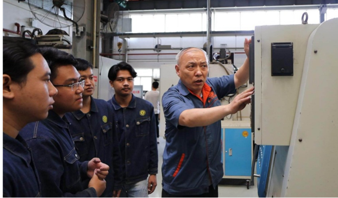 https://xhsc.app.xinhuanet.com/cms/article/image/1211697787_1667550233853.png https://xhsc.app.xinhuanet.com/cms/article/image/1211697787_1667550233853.png